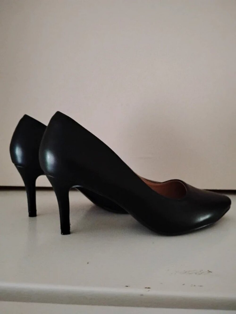 Beautiful Classic Black High Heel Pumps